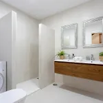 Sunstay Newly Refurbished * Торремолінос